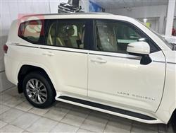 تۆیۆتا لاند کروزەر